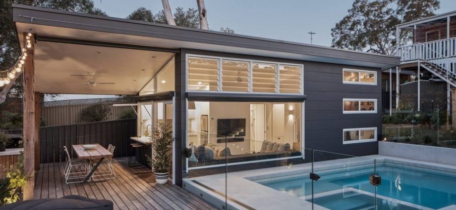 Tiny house
