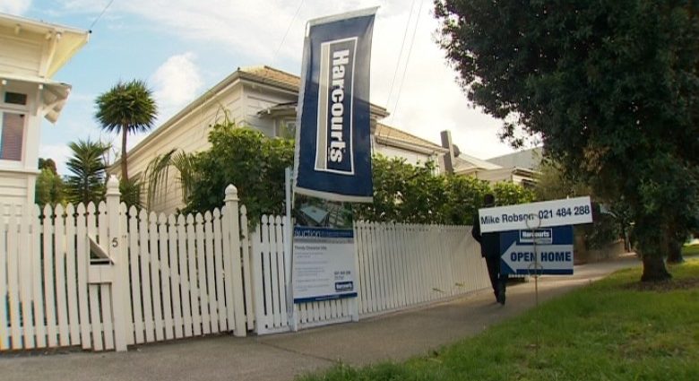 Auckland house prices