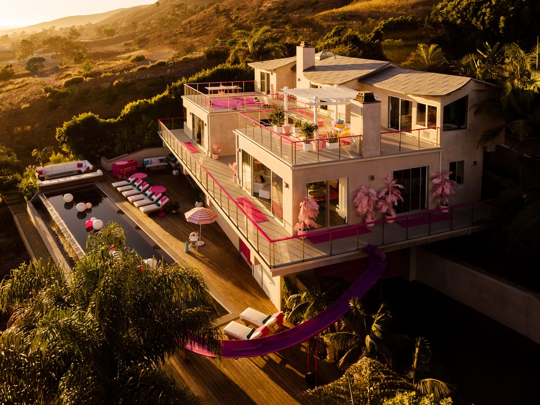 Barbie's Malibu Dreamhouse