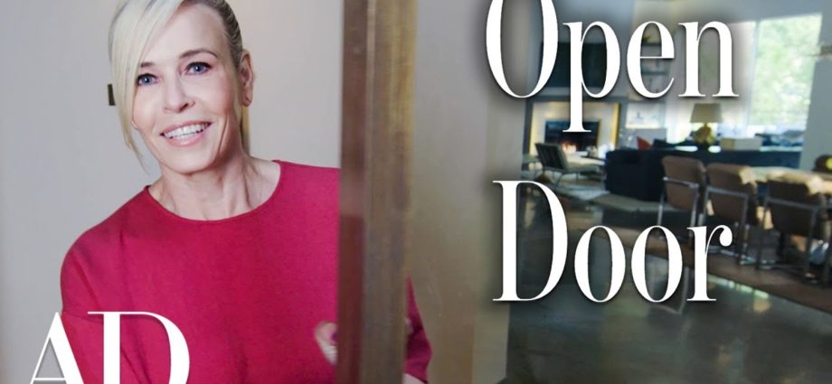Inside Chelsea Handler's Lively Home With An Outdoor Pizza Oven | Open Door