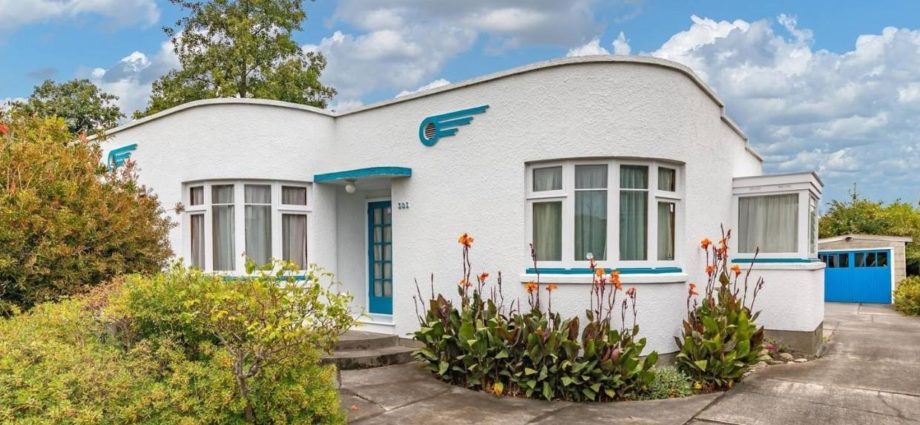 Art Deco home