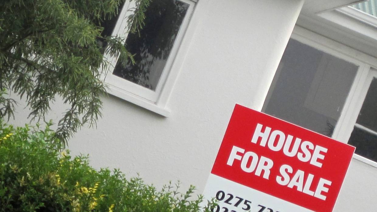 real estate salespeople