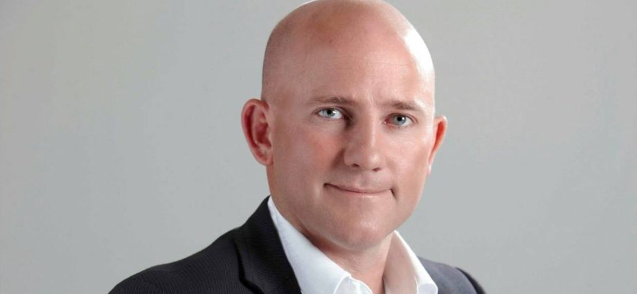 Mortgage advisers