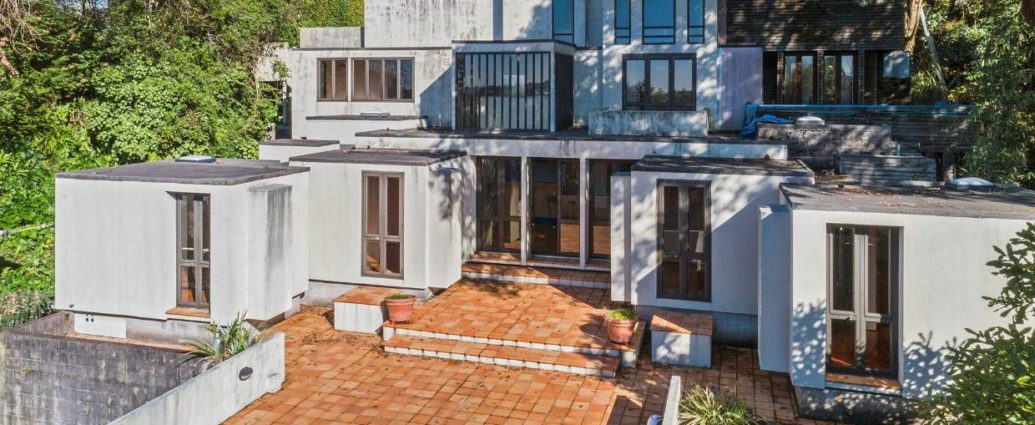 the Wong house