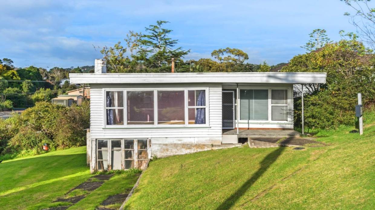 Glen Eden property