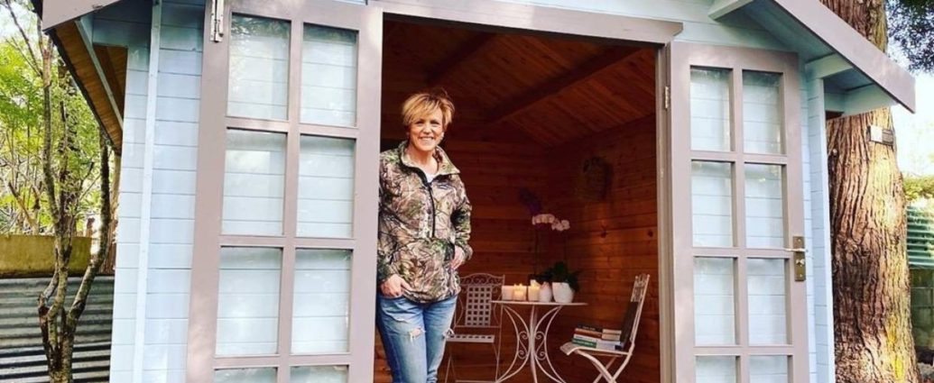 Hilary Barry