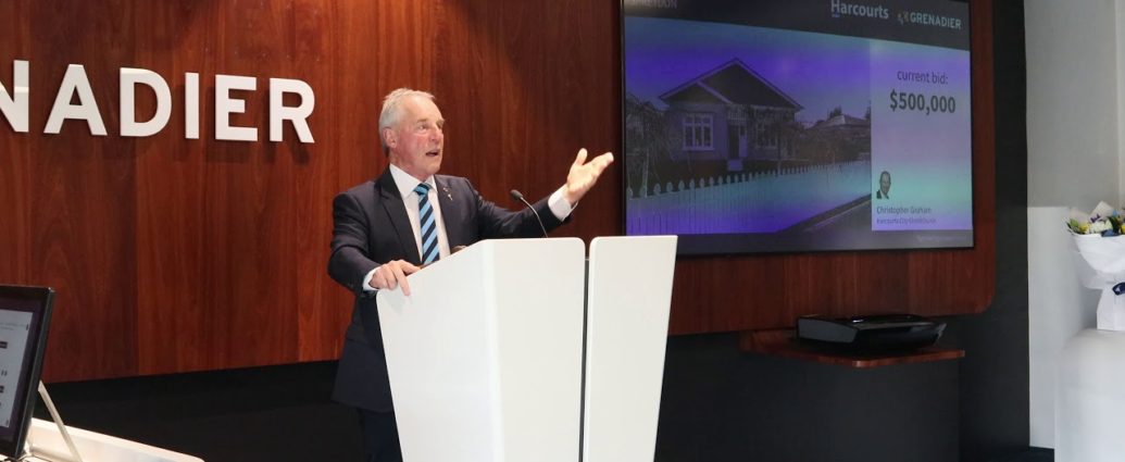 Auctioneer
