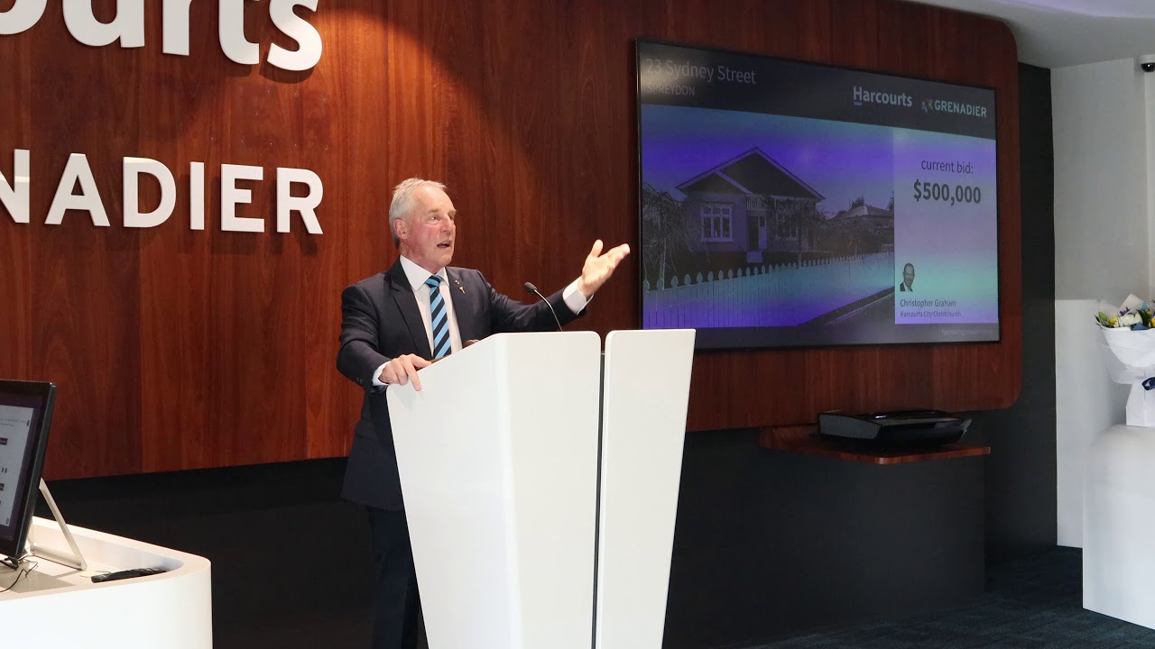 Auctioneer