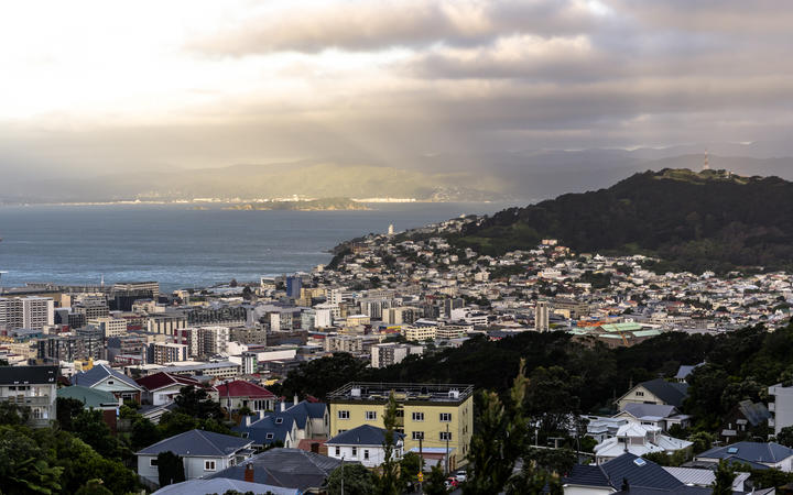 earthquake-prone apartment owners