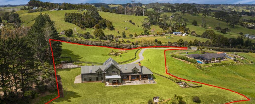 887 Haruru Road, Wainui
