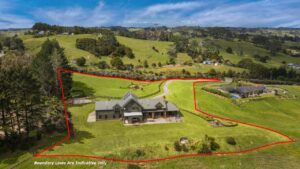 887 Haruru Road, Wainui
