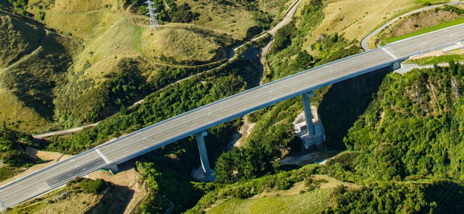 Transmission Gully