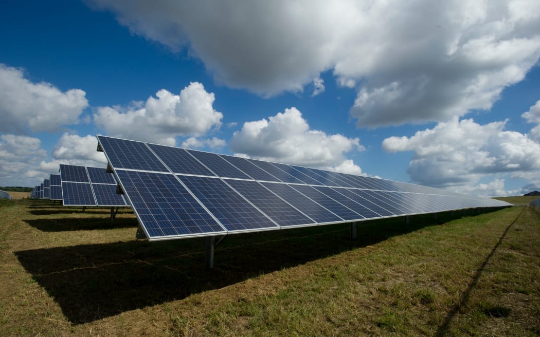 solar power farm