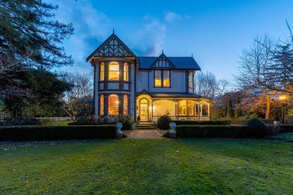 Feilding Villa