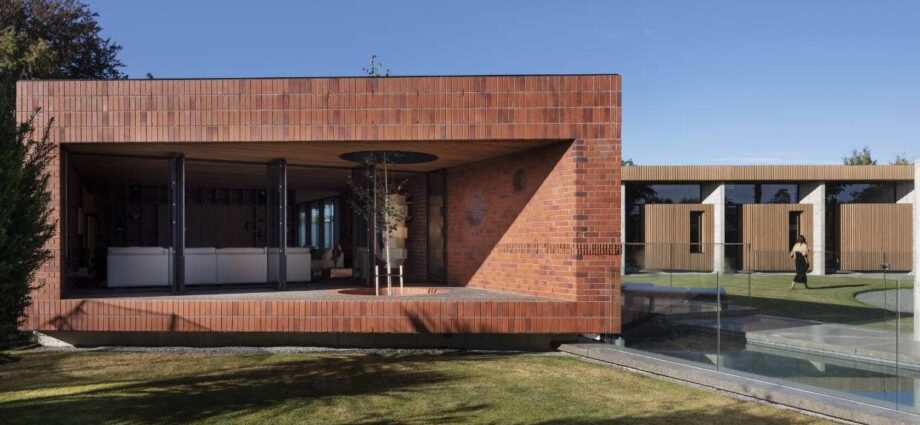Z House built by John Creighton Builders