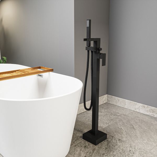 black_waterfall_freestanding_bath_tap
