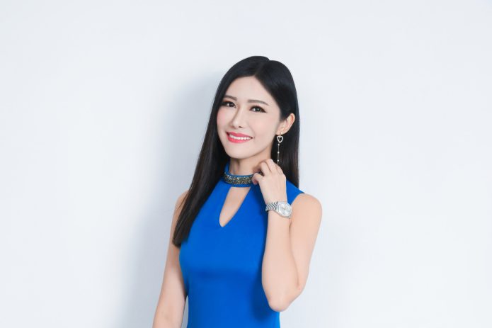 real estate agent Gina Tng