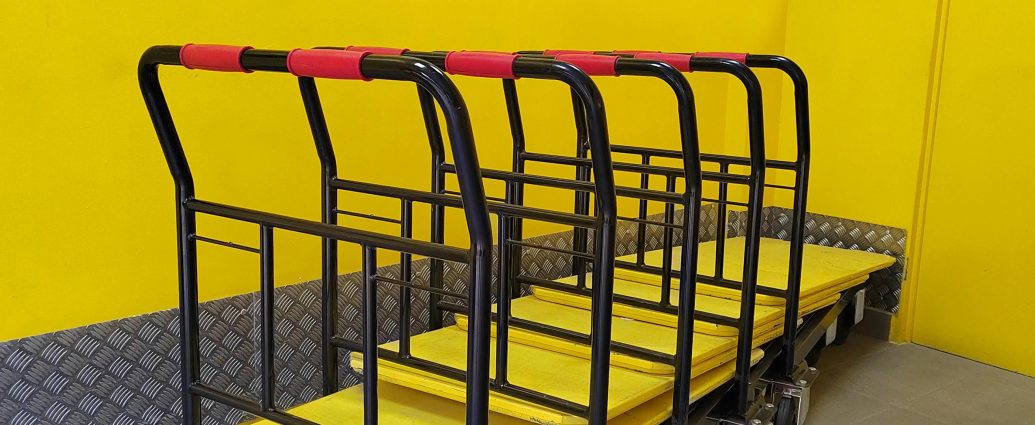 Photo by Renee B: https://www.pexels.com/photo/bright-yellow-room-with-industrial-dollies-29640307/