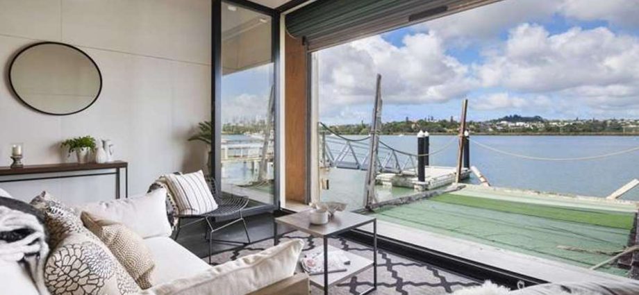 boatshed