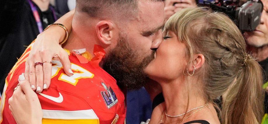 Taylor Swift and Travis Kelce