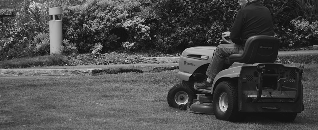 Photo by hermaion REVEL: https://www.pexels.com/photo/man-riding-a-lawn-mower-vehicle-173552/